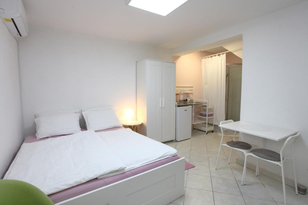 City Room Apartment Date Koper Extérieur photo